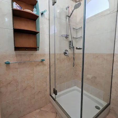 With Private Pool And Sea Views Semesterbostad