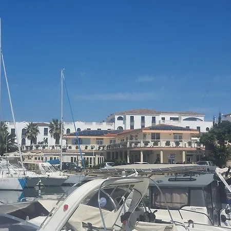With Private Pool And Sea Views كابيتانا